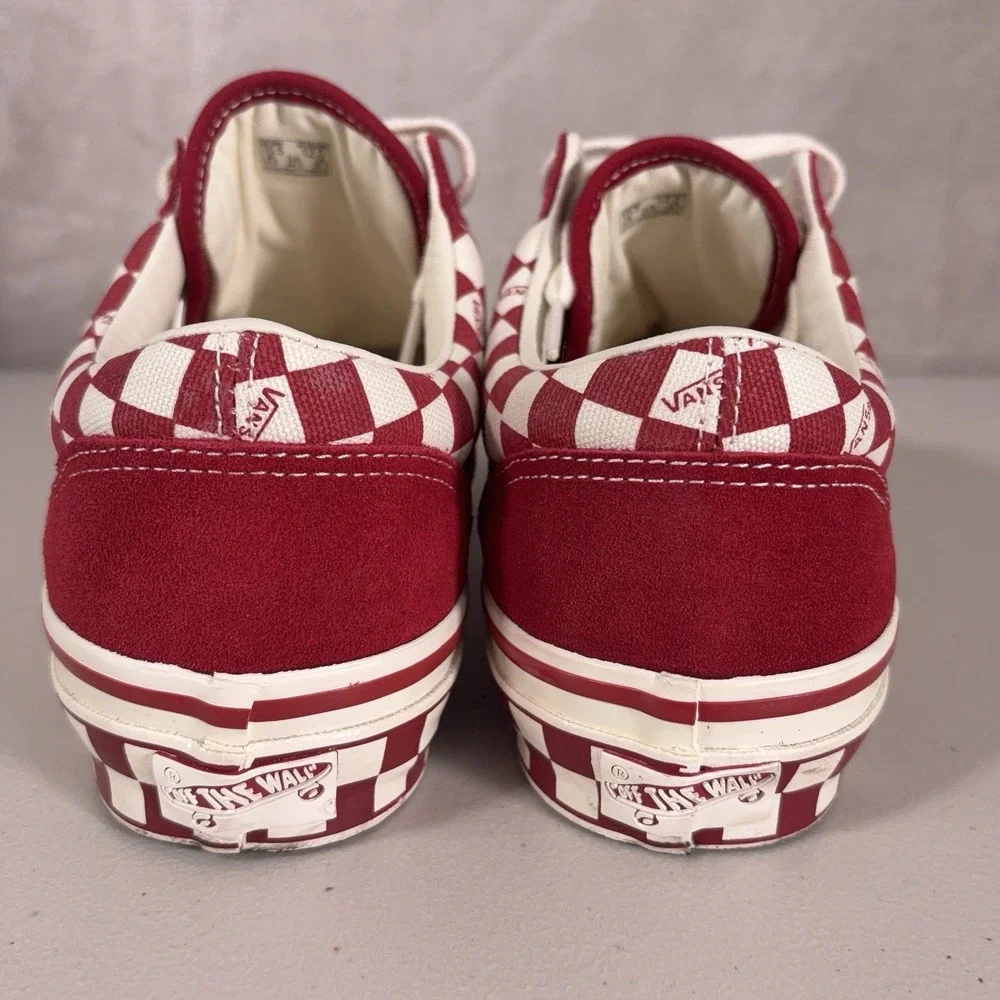 Vans preowned good